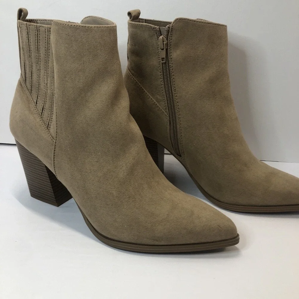JustFab Ankle Booties‎ Boots Women Size 9 Tan Stacked Heel Zip Tan Faux Suede